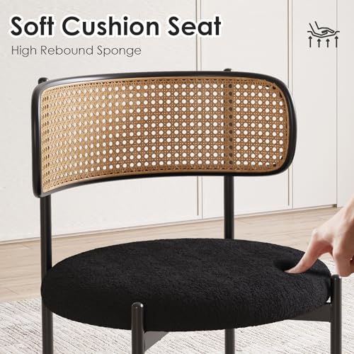 Set of 4 Farini Kitchen Chairs with Rattan Backrest and Upholstered Sherpa Seats